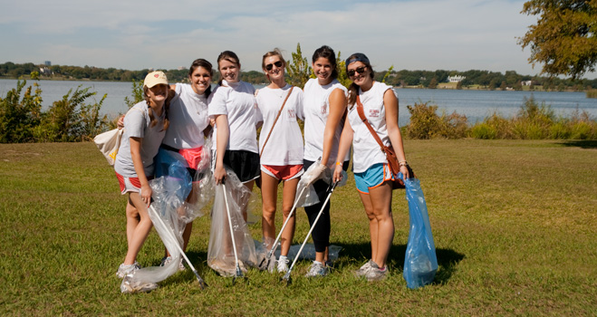 The Second Saturday Shoreline Spruce Up brings together residents to clean up White Rock Lake. 