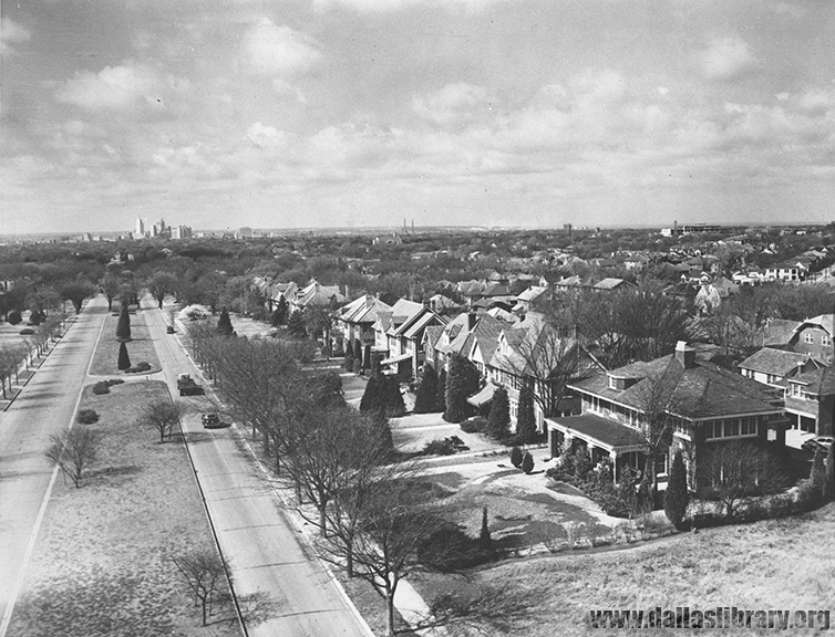 A birds-eye view of Swiss Avenue in 1950. (From the collection of the Dallas History and Archives of the Dallas Public Library)