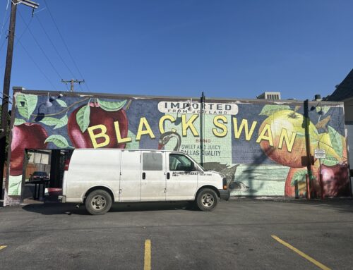 Black Swan Saloon returns to East Dallas on Ross Avenue