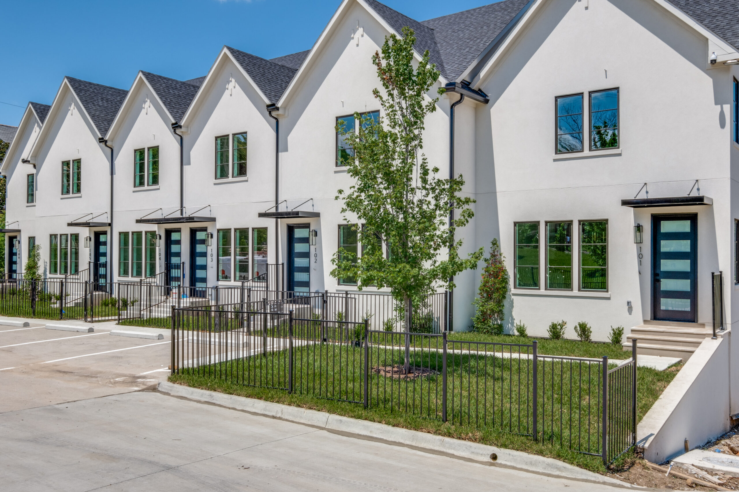 Lakeside at White Rock brings 106-unit multi-family townhomes to ...