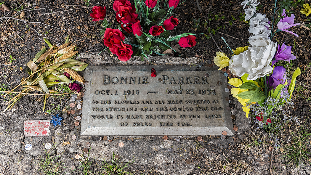 Bonnie and Clyde are buried miles apart. Their kin want that changed